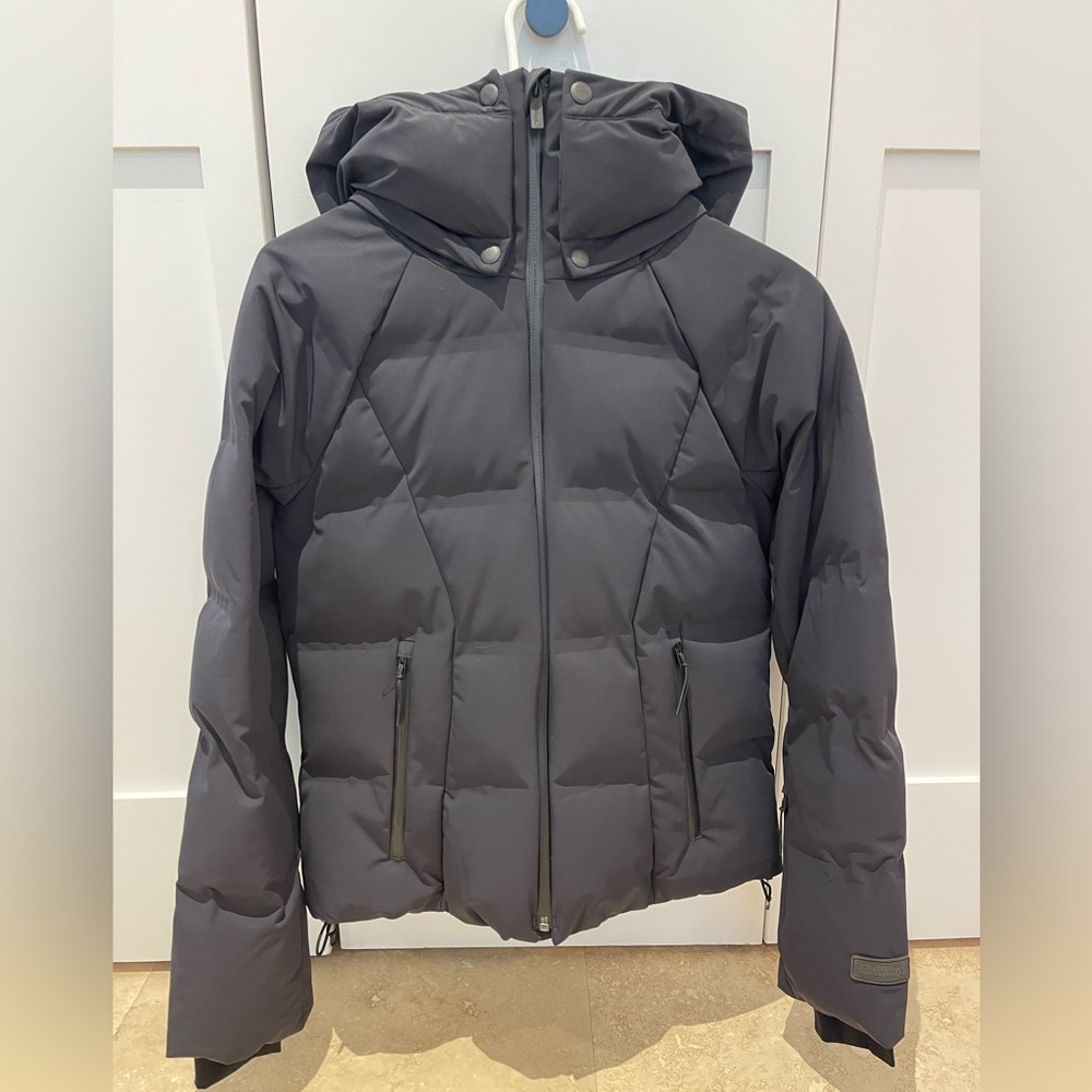 Half Days Georgie Puffer in Black, size XS.